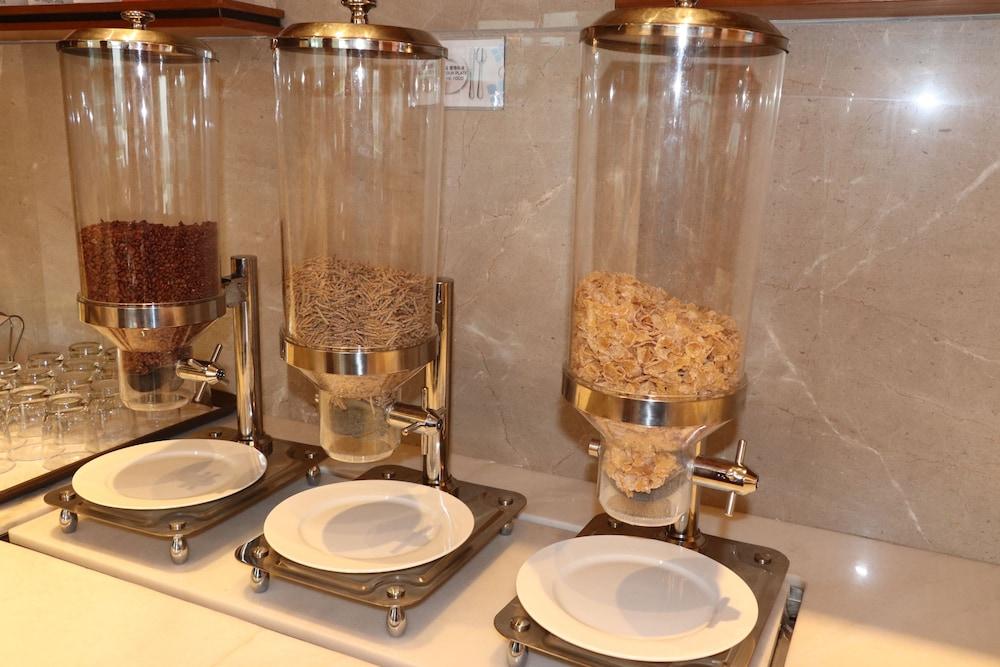 Hilton Garden Inn Zhuhai Hengqin Eksteriør billede